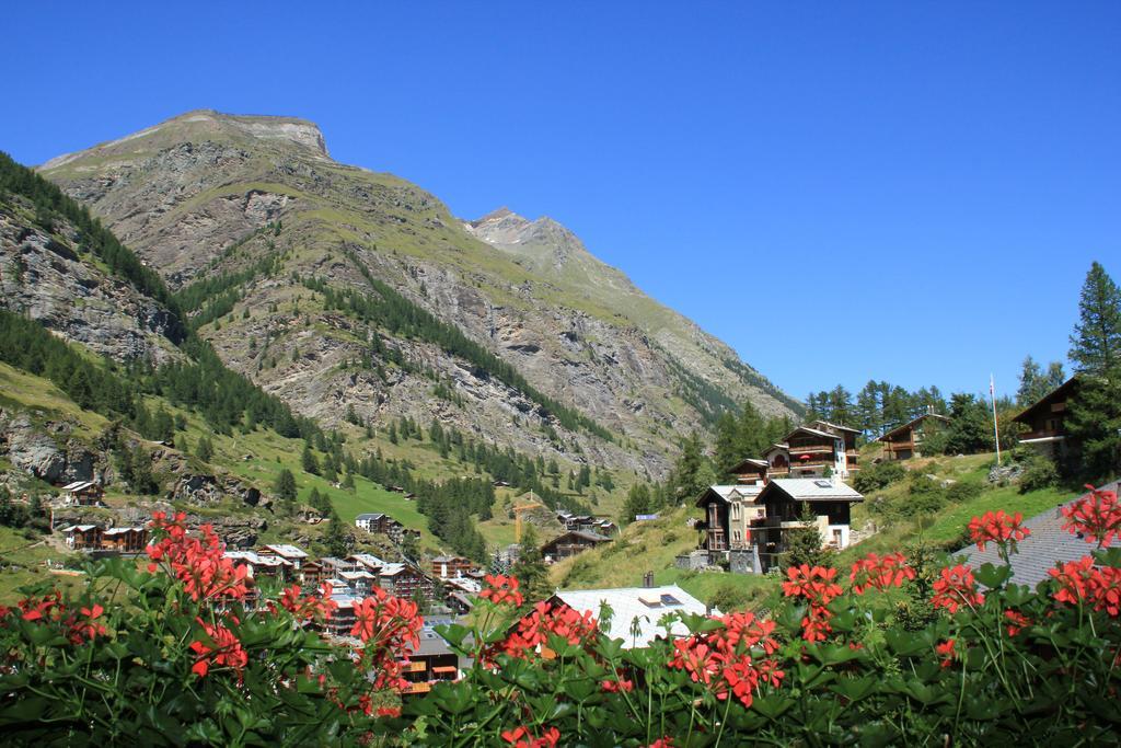 Ferienwohnung Haus Pan Zermatt Exterior foto